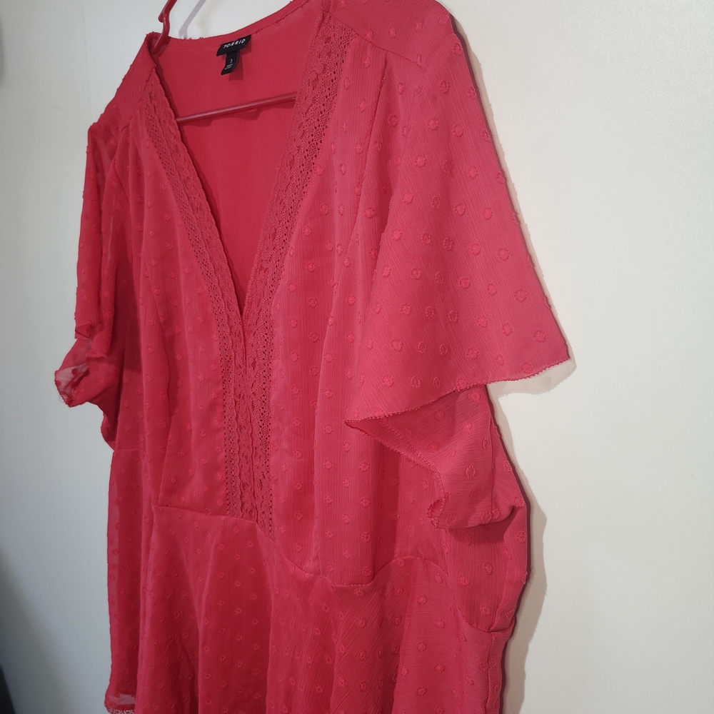 Torrid women's 3X Peplum Red blouse Flowy - Picture 2 of 11